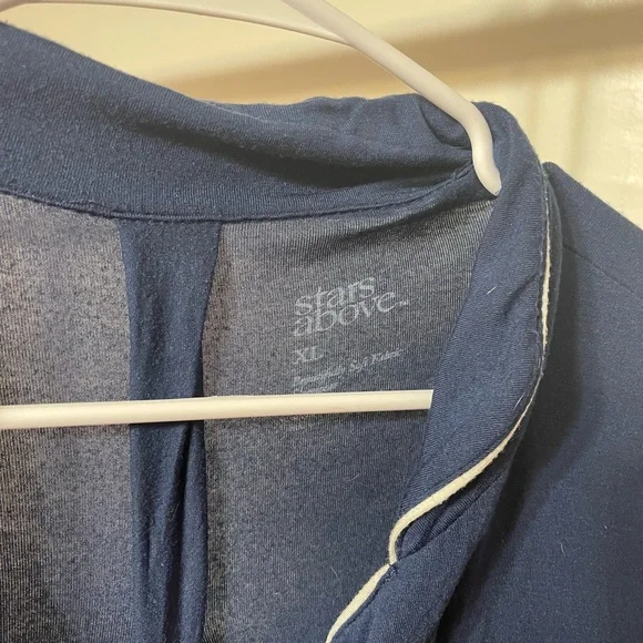 Target stars above blue nightgown, size xl, used condition - Picture 2 of 3